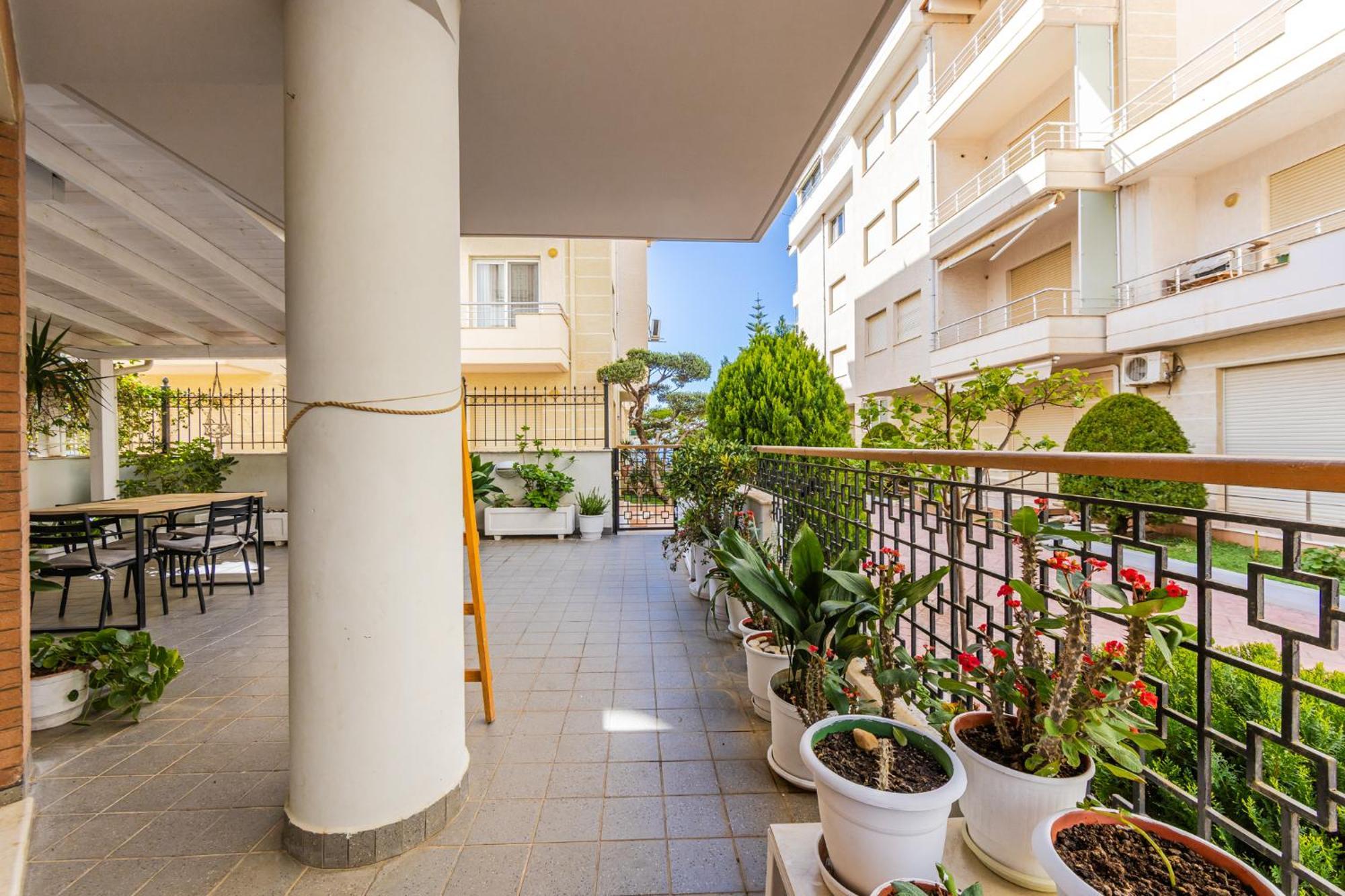 Melon Apartments Vlorë エクステリア 写真